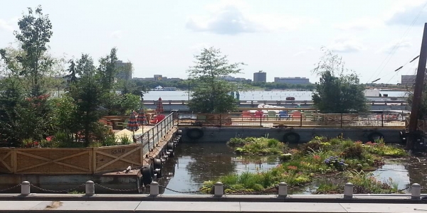 Spruce Street Harbor Park