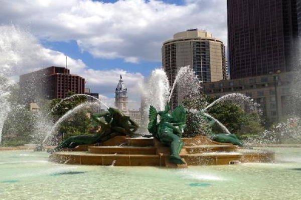 Logan Square Swann Memorial Fountain 