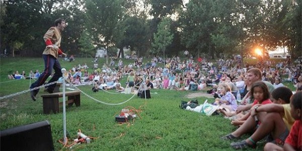 Shakespeare in Clark Park