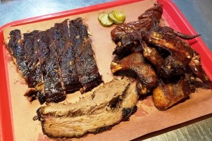 BBQ Food AT Mike's BBQ In South Philly