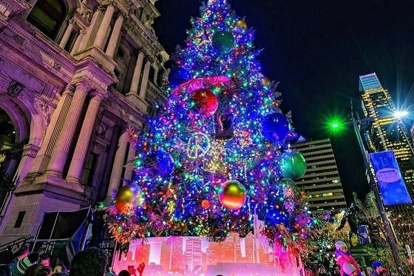 Philly Holiday Tree at City Hall 