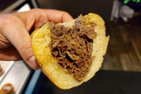 Goomba's Pizzaria - Cheesesteak